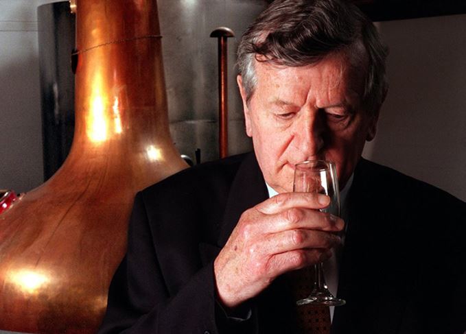 Harold Currie (1924-2016), was considered a visionary and a true whisky legend. Harold Currie, Arran distillery