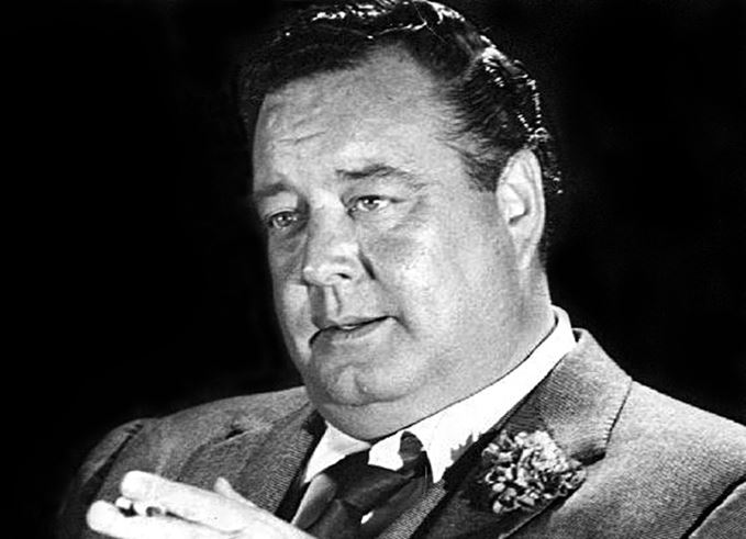 Jackie Gleason: The American television star enjoyed ‘a cream bun on ice’, aka Scotch on the rocks Jackie Gleason